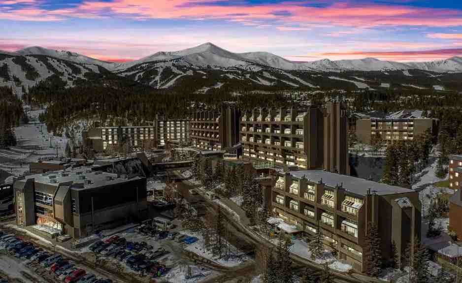 620-Village-Rd-Breckenridge-CO-large-009-100-Twilights-1500x844-72dpi-1024x575_smaller
